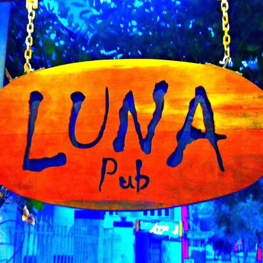 Luna Pub Danang